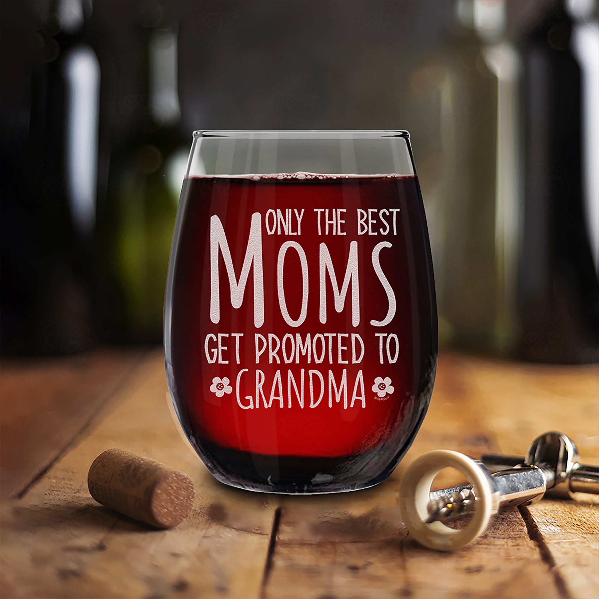 Only The Best Moms Get Promoted To Grandma Engraved Stemless Wine Glass Pregnancy Announcement New Grandma To Be